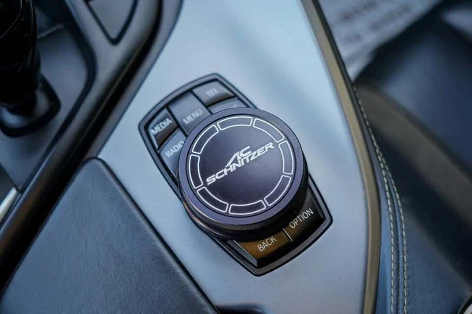 2017 BMW i8 - Image 13 of 15