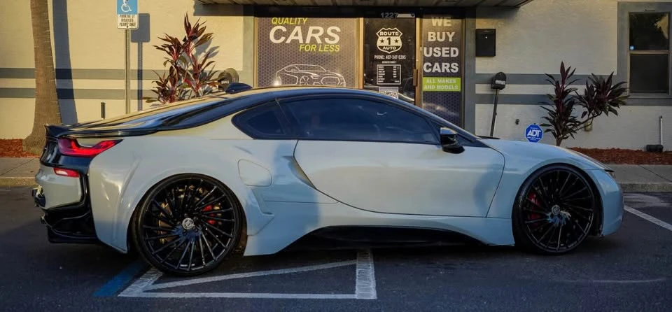 2017 BMW i8 - Image 4 of 15