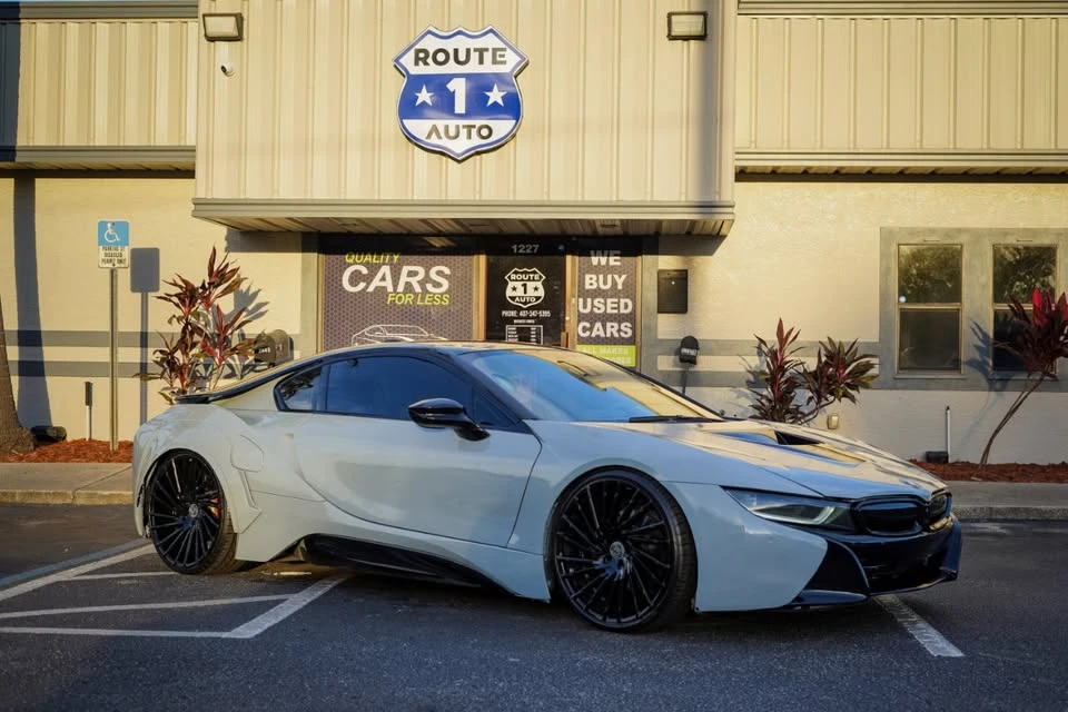 2017 BMW i8 - Image 2 of 15
