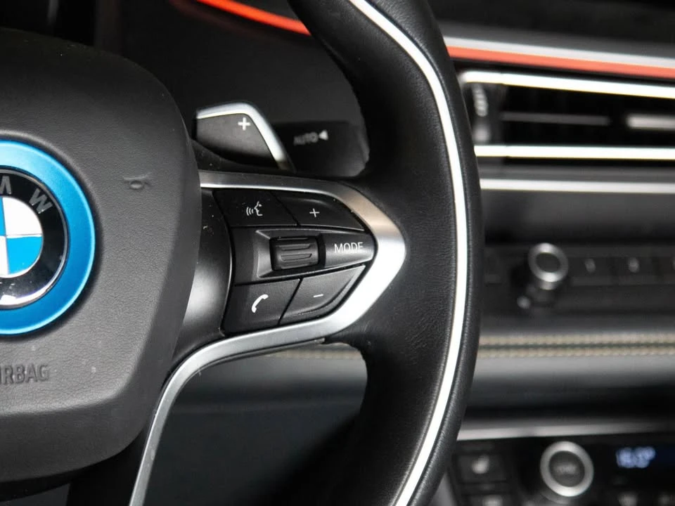 2017 BMW i8 - Image 12 of 20