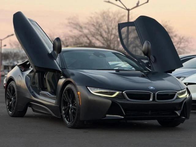 2017 BMW i8 - Image 11 of 21