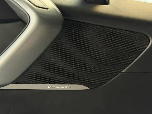 2017 BMW i8 - Image 21 of 21