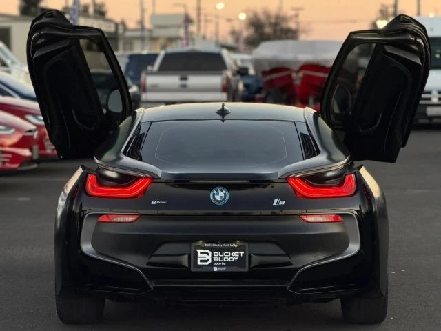 2017 BMW i8 - Image 12 of 21