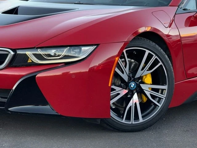 2017 BMW i8 - Image 2 of 12