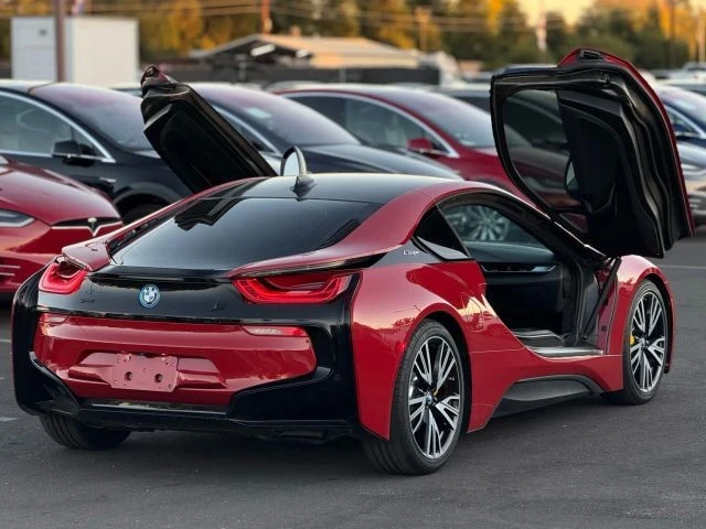 2017 BMW i8 - Image 14 of 21