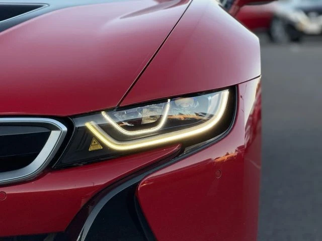 2017 BMW i8 - Image 6 of 12