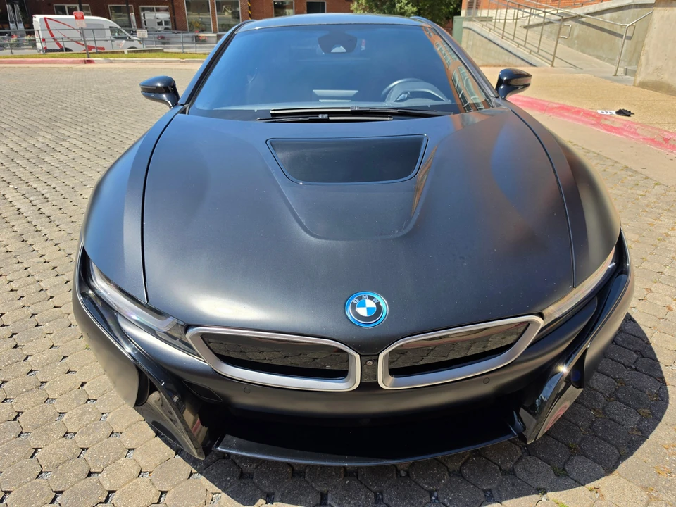2017 BMW i8 - Image 7 of 31