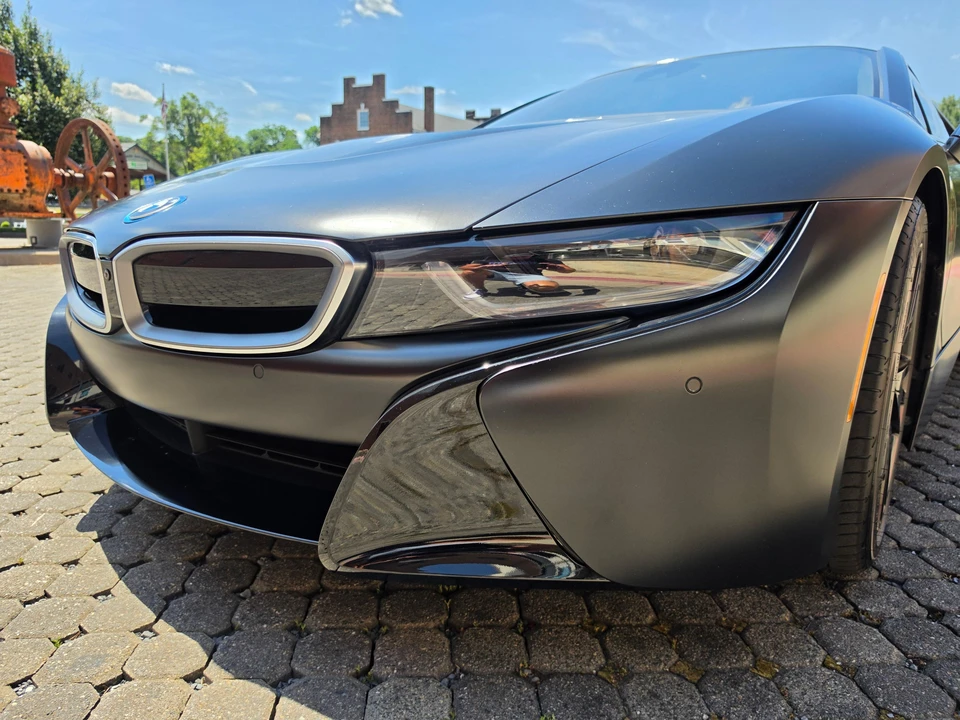 2017 BMW i8 - Image 22 of 31