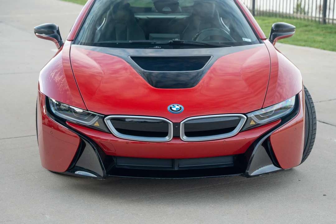 2017 BMW i8 - Image 27 of 31