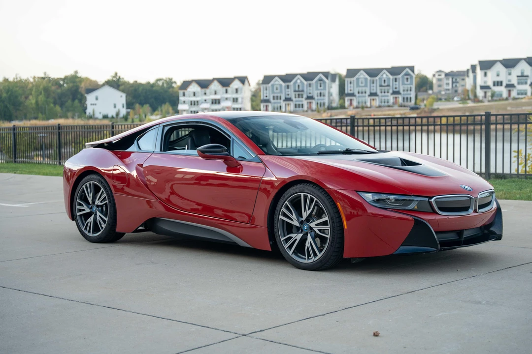 2017 BMW i8 - Image 23 of 31