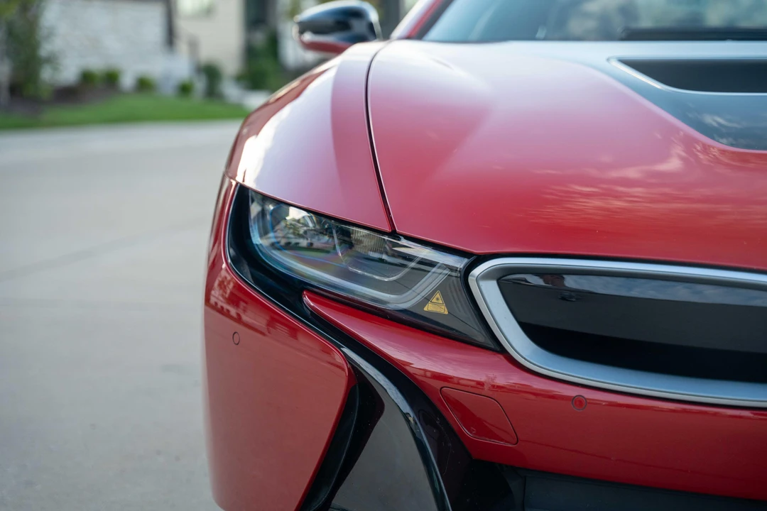 2017 BMW i8 - Image 30 of 31