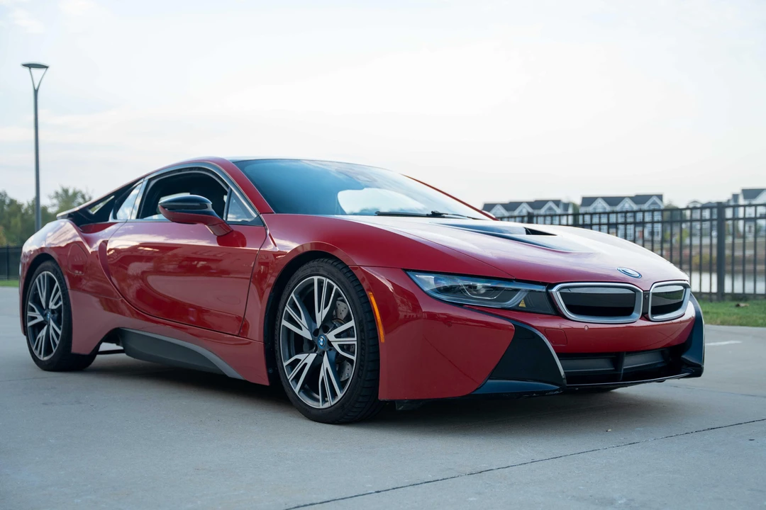 2017 BMW i8 - Image 24 of 31