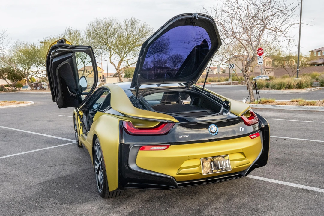 2017 BMW i8 - Image 22 of 31