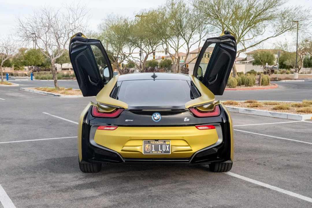 2017 BMW i8 - Image 23 of 31