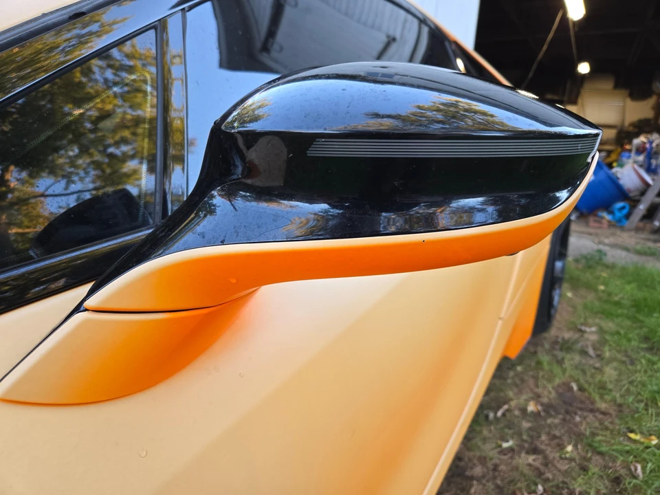 2017 BMW i8 - Image 17 of 31