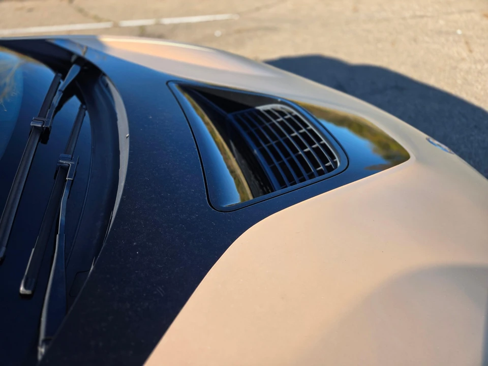 2017 BMW i8 - Image 21 of 31