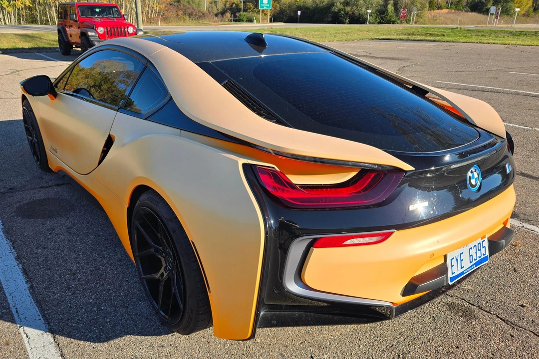 2017 BMW i8 - Image 4 of 31