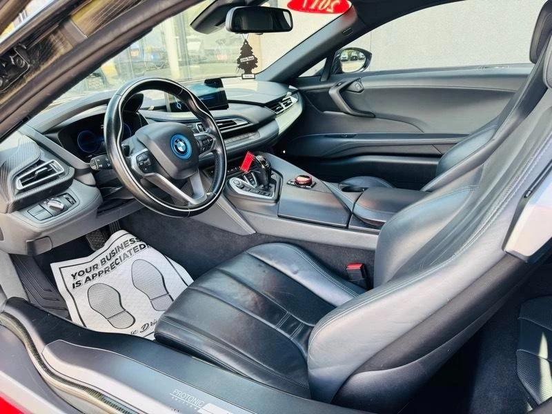 2017 BMW i8 - Image 12 of 18