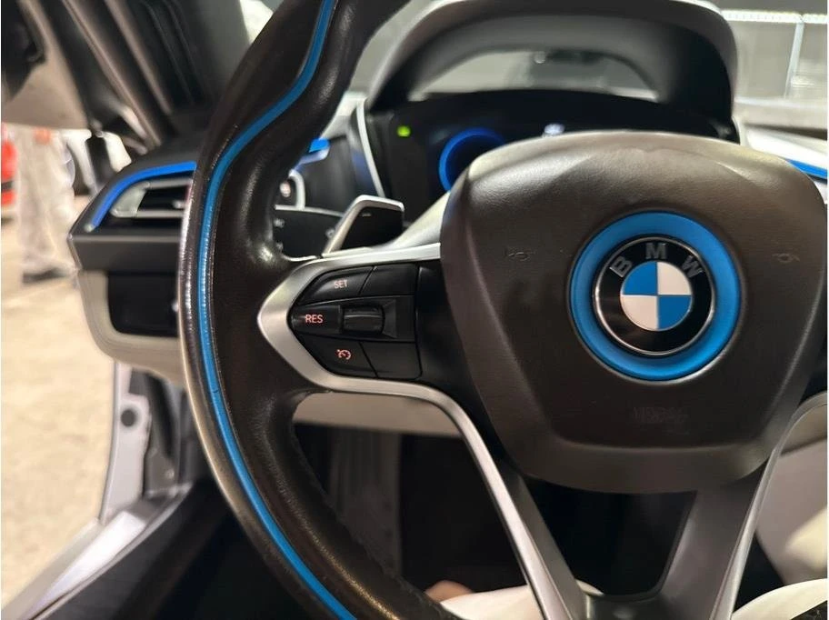2017 BMW i8 - Image 11 of 20