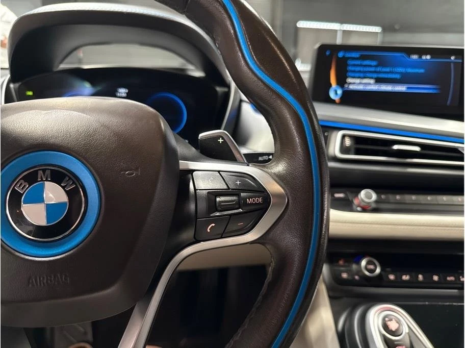 2017 BMW i8 - Image 12 of 20