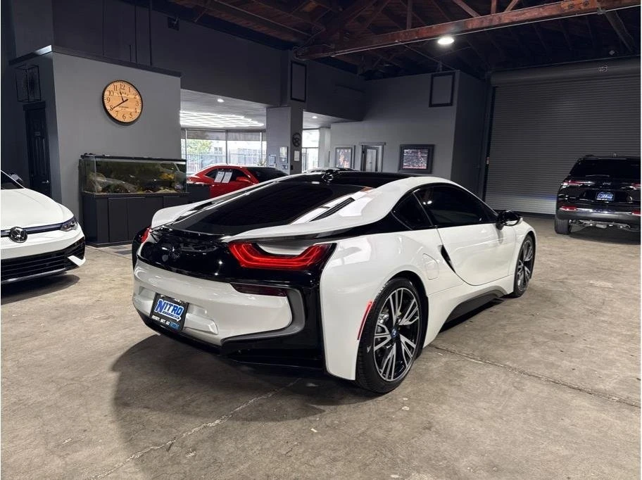 2017 BMW i8 - Image 3 of 20