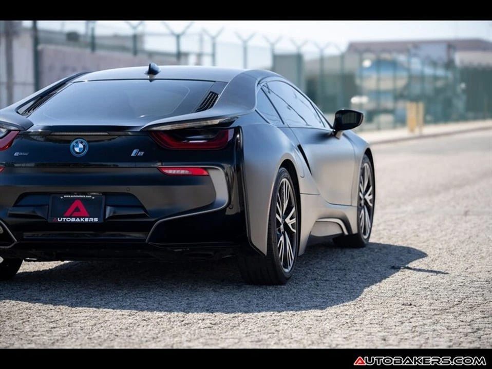 2017 BMW i8 - Image 10 of 20