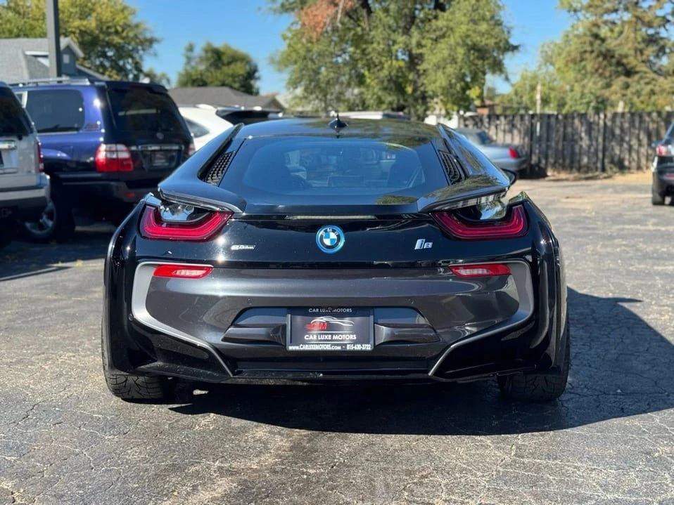 2017 BMW i8 - Image 19 of 20