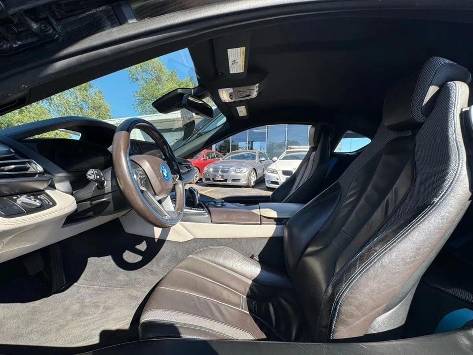 2017 BMW i8 - Image 13 of 20
