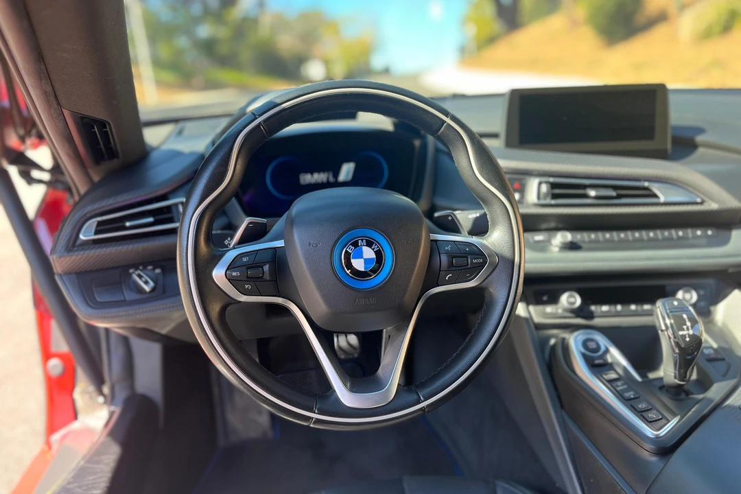 2017 BMW i8 - Image 23 of 29