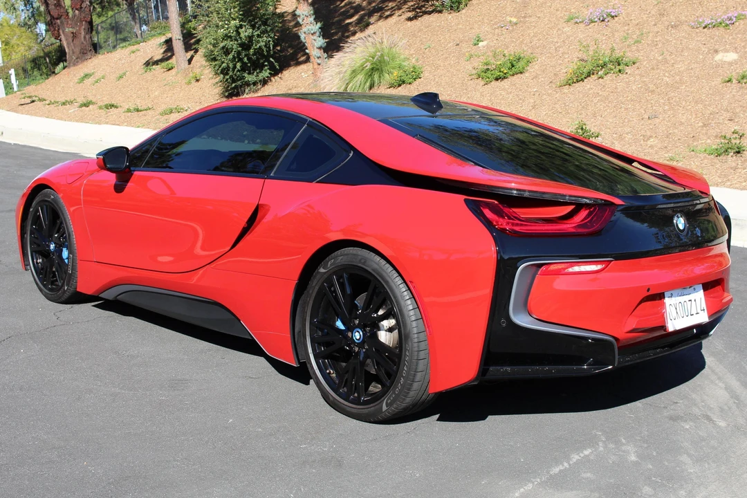 2017 BMW i8 - Image 4 of 29