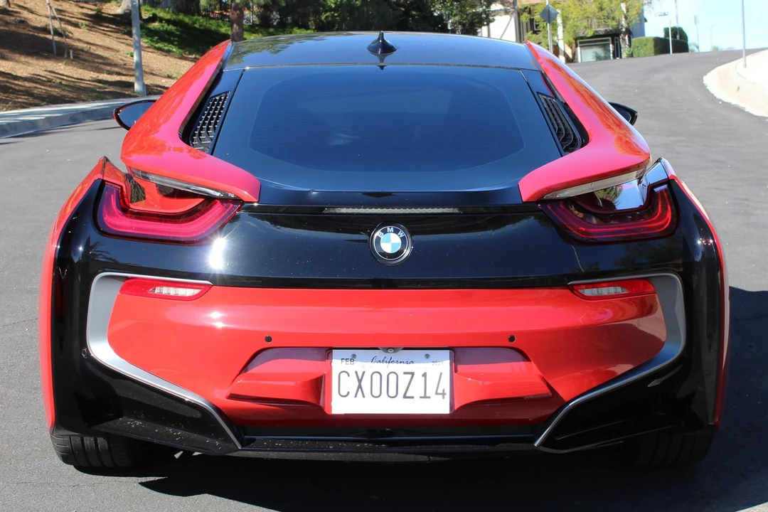 2017 BMW i8 - Image 5 of 29