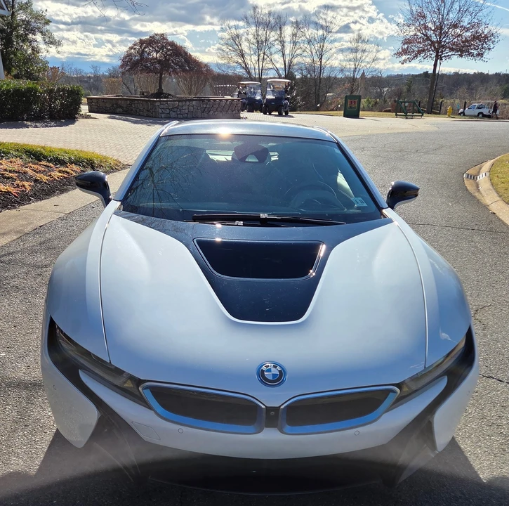2017 BMW i8 - Image 17 of 21