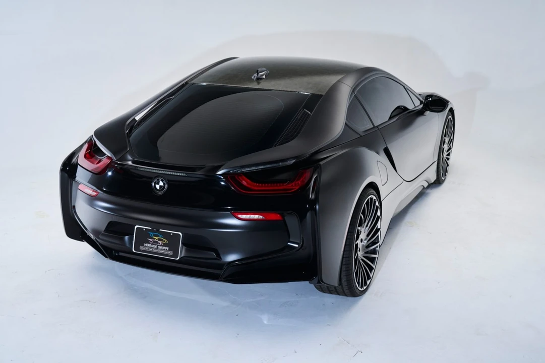 2017 BMW i8 - Image 9 of 31