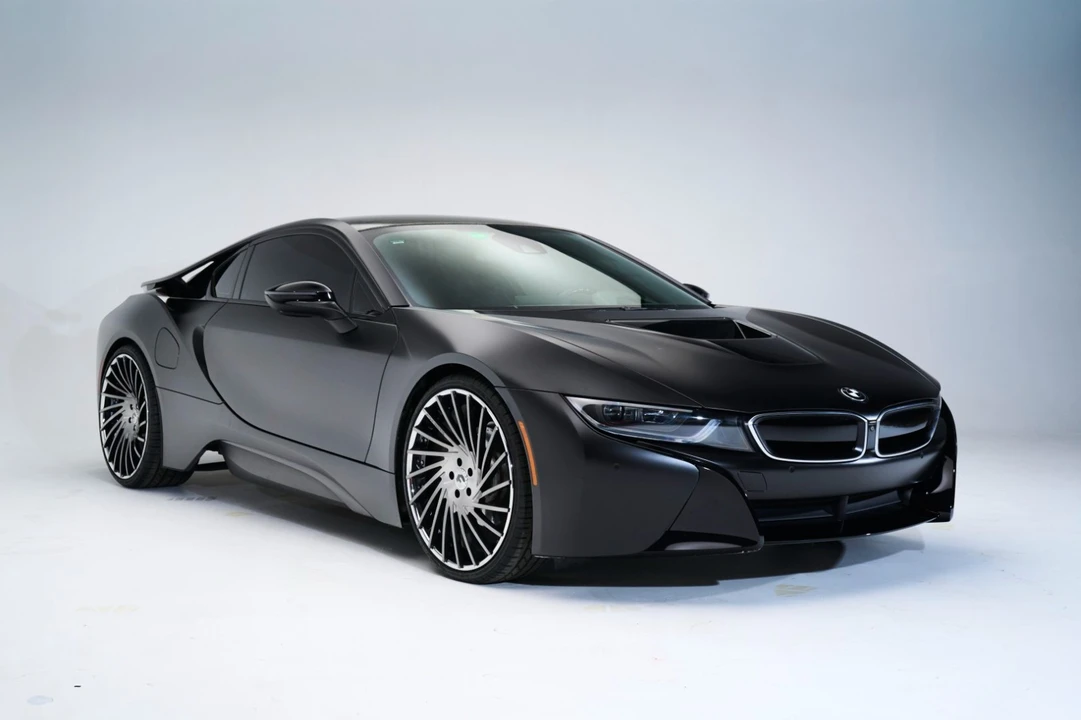 2017 BMW i8 - Image 5 of 31