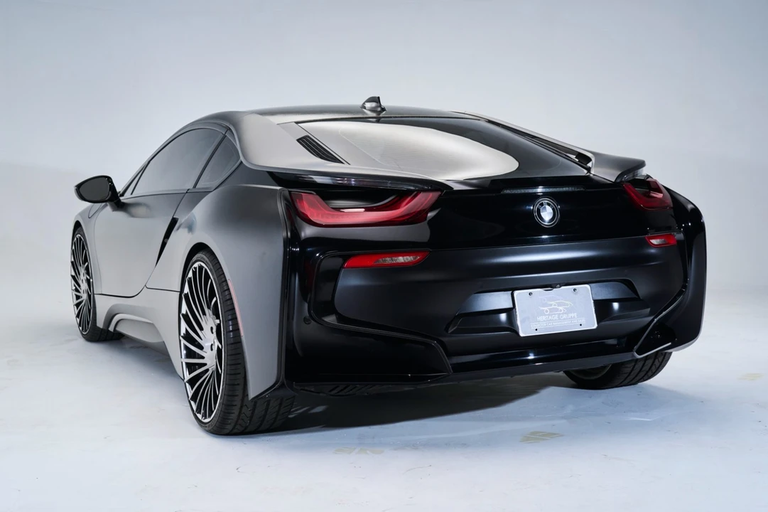 2017 BMW i8 - Image 10 of 31