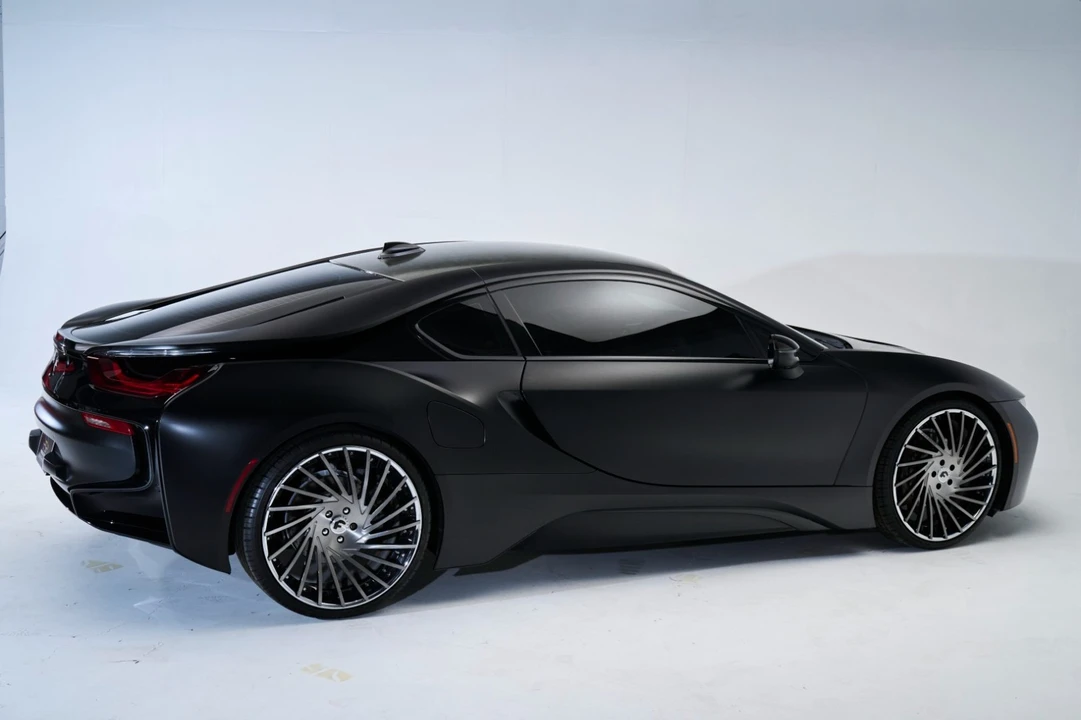 2017 BMW i8 - Image 8 of 31