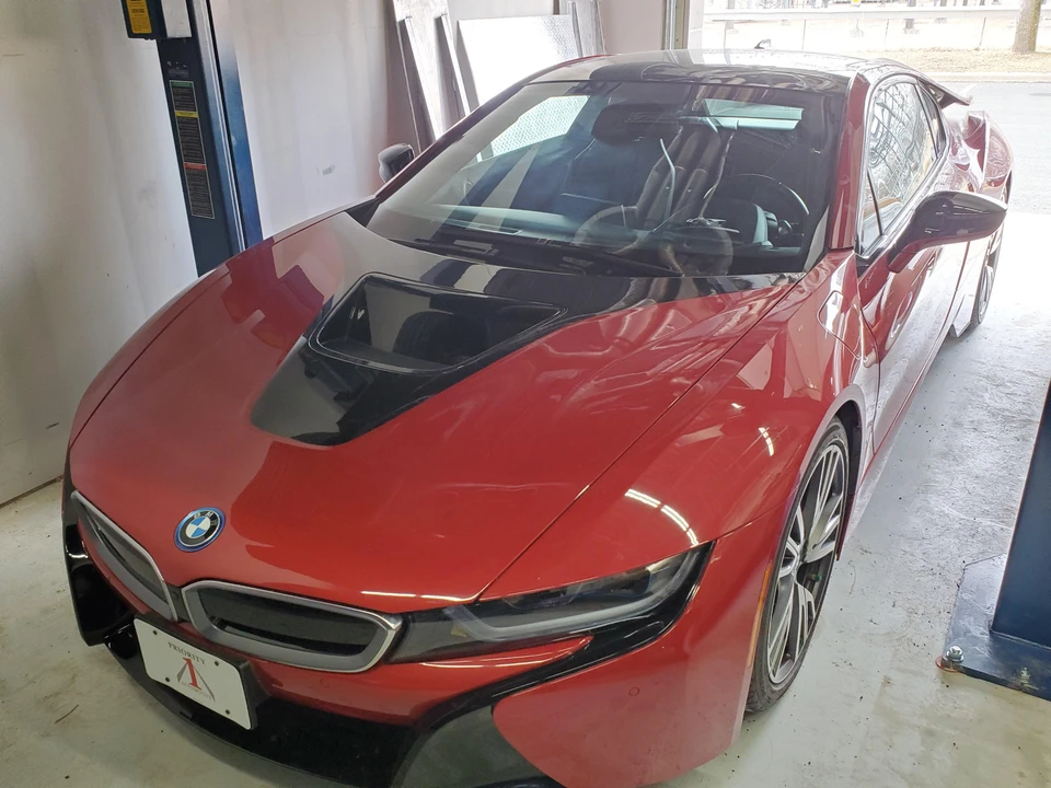 2017 BMW i8 - Image 10 of 31