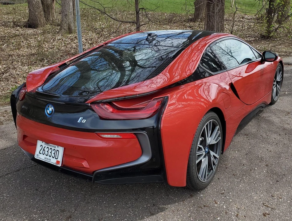 2017 BMW i8 - Image 5 of 31