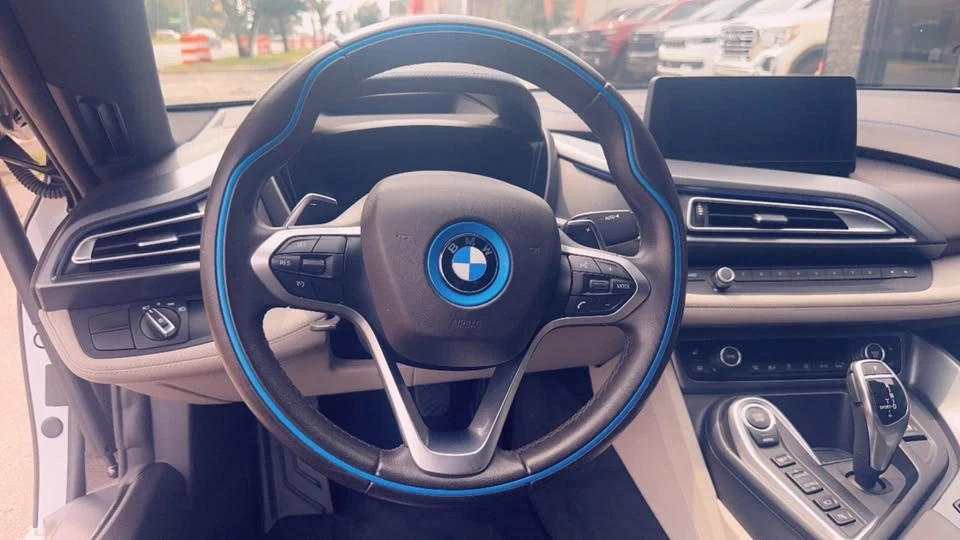 2017 BMW i8 - Image 10 of 20