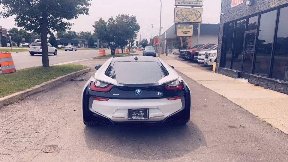 2017 BMW i8 - Image 6 of 20