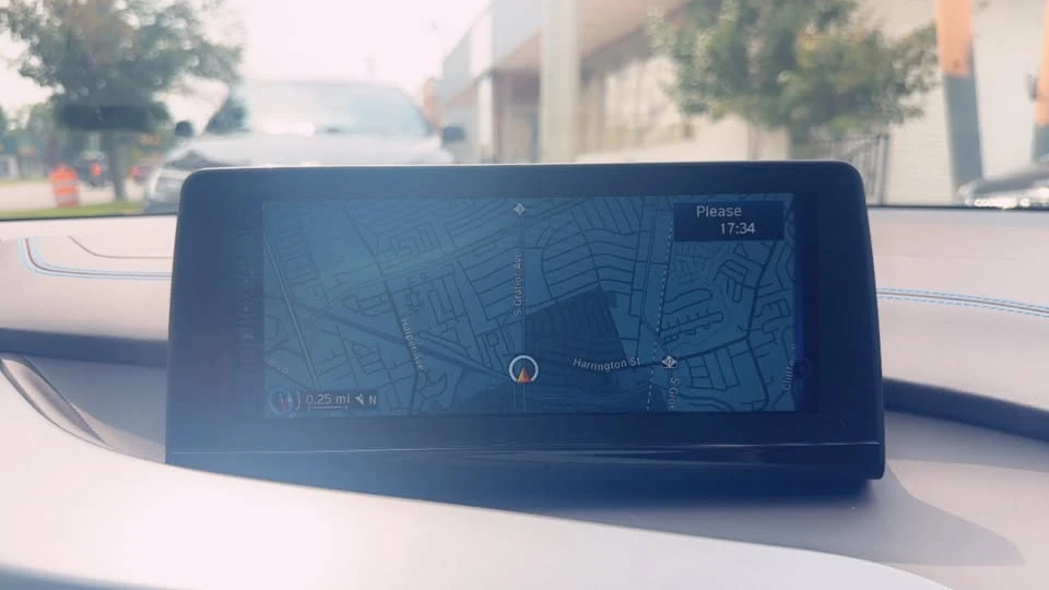 2017 BMW i8 - Image 19 of 20