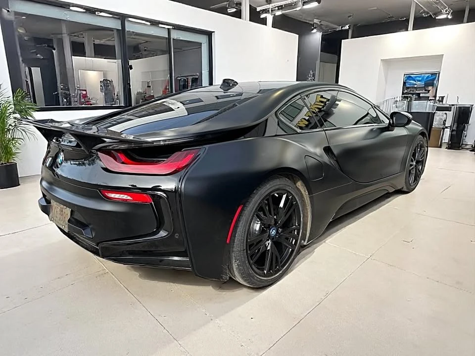 2017 BMW i8 - Image 4 of 6