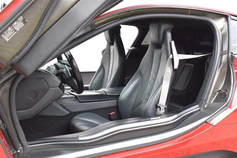 2017 BMW i8 - Image 18 of 20
