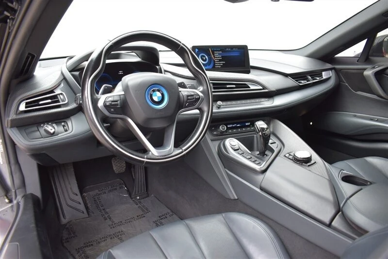 2017 BMW i8 - Image 4 of 20