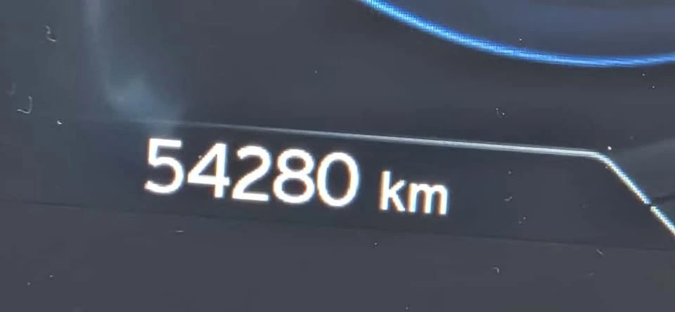 2017 BMW i8 - Image 5 of 8