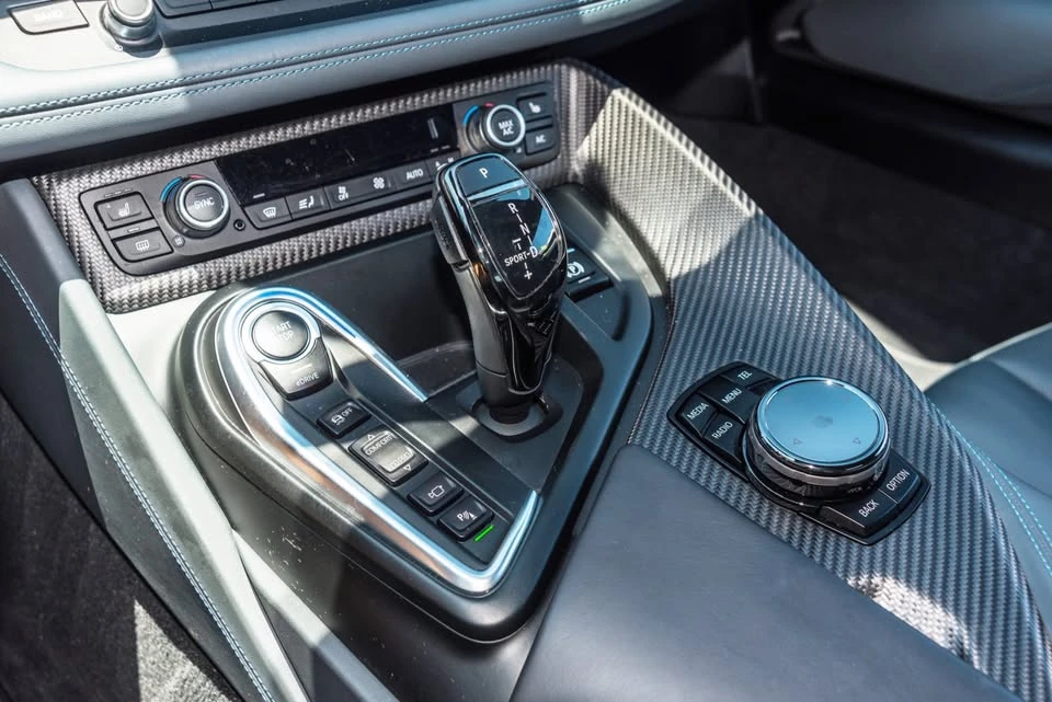 2017 BMW i8 - Image 8 of 20
