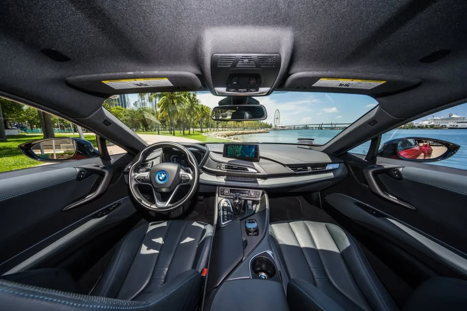 2017 BMW i8 - Image 12 of 20