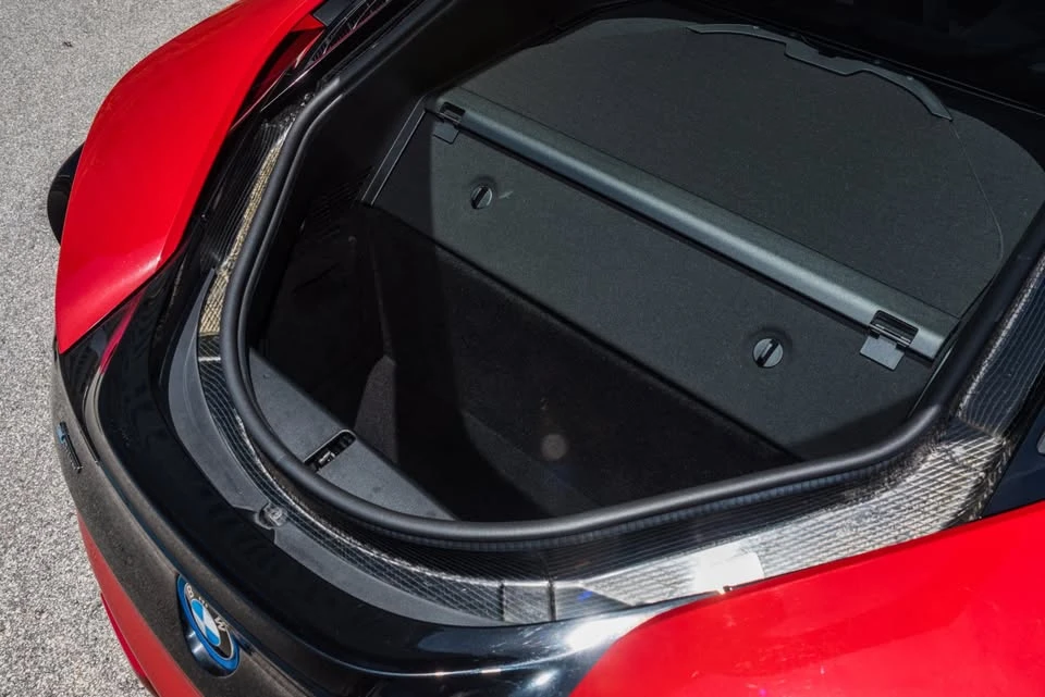 2017 BMW i8 - Image 13 of 20