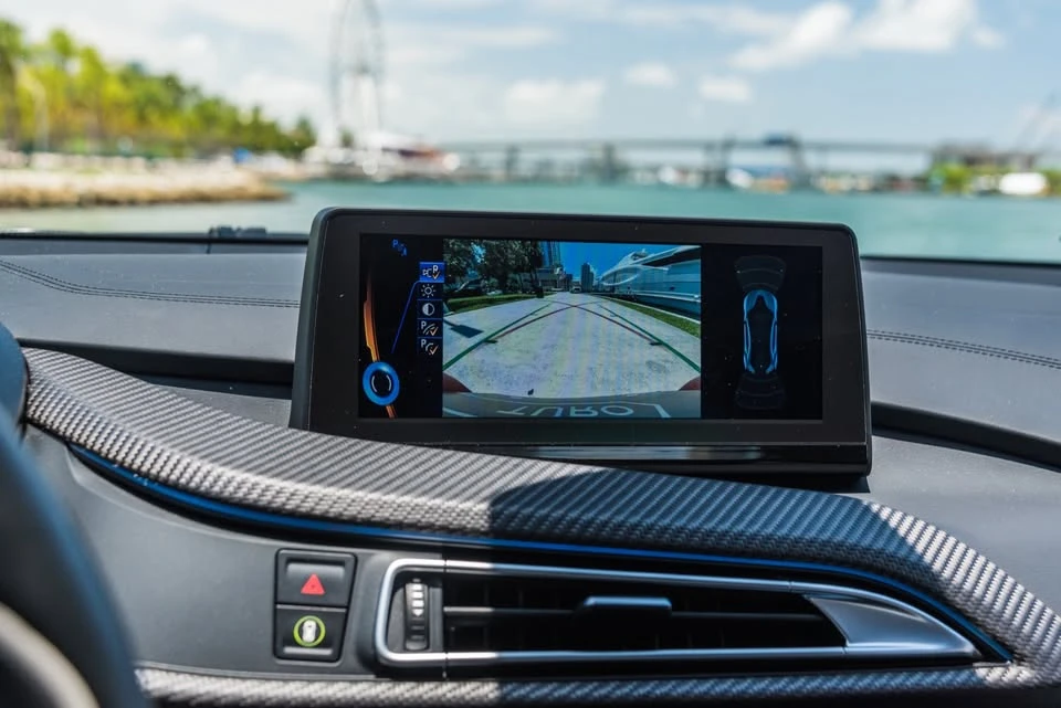 2017 BMW i8 - Image 9 of 20