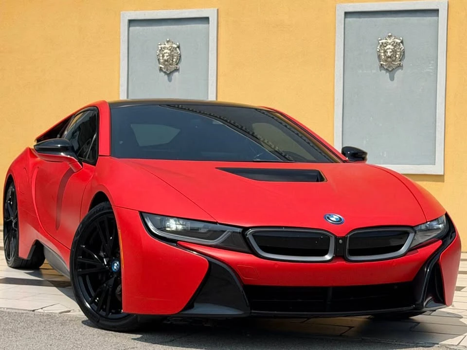 2017 BMW i8 - Image 12 of 19
